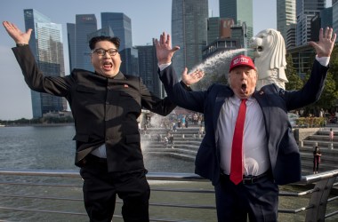 Kim Jong-un impersonator Howard X and Donald Trump impersonator Dennis Alan pose for photographers during a visit to the famous Merlion Park on June 8th, 2018 in Singapore. The historic meeting between President Donald Trump and North Korean leader Kim Jong-un has been scheduled in Singapore for June 12th as a small circle of experts have already been involved in talks toward the landmark summit in the city-state.