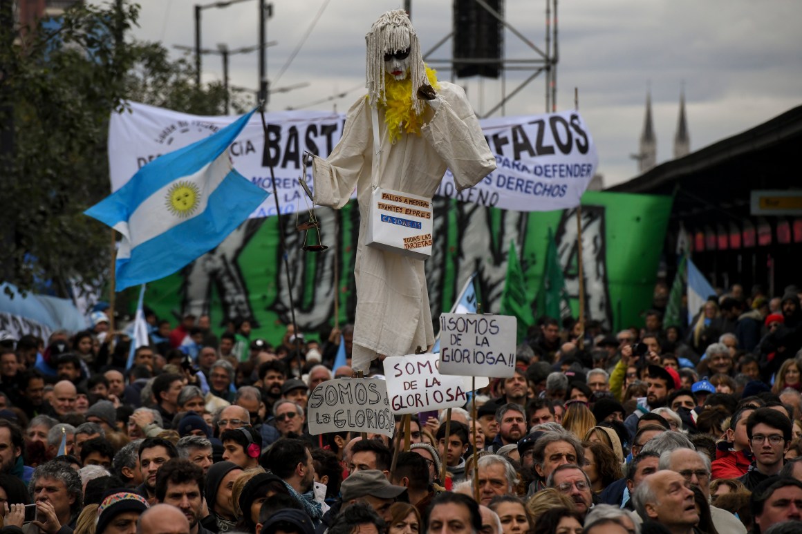 People demonstrate against the government of President Mauricio Macri and the latest deal with the International Monetary Fund during the 202th anniversary of independence along 9 de Julio Avenue in Buenos Aires, on July 9th, 2018.