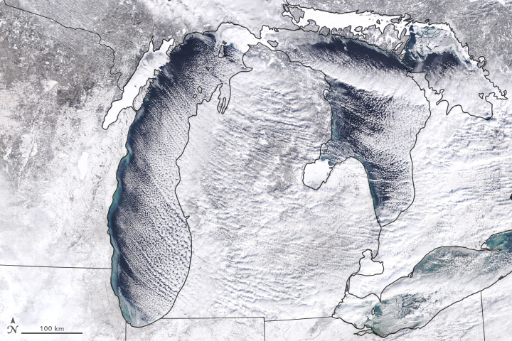 Snow and clouds over Lakes Michigan, Huron, and Erie on January 27th, 2019.