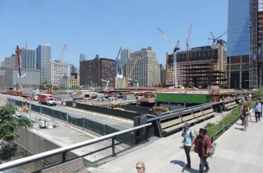 Hudson Yards construction progress in 2015 as seen from the High Line.