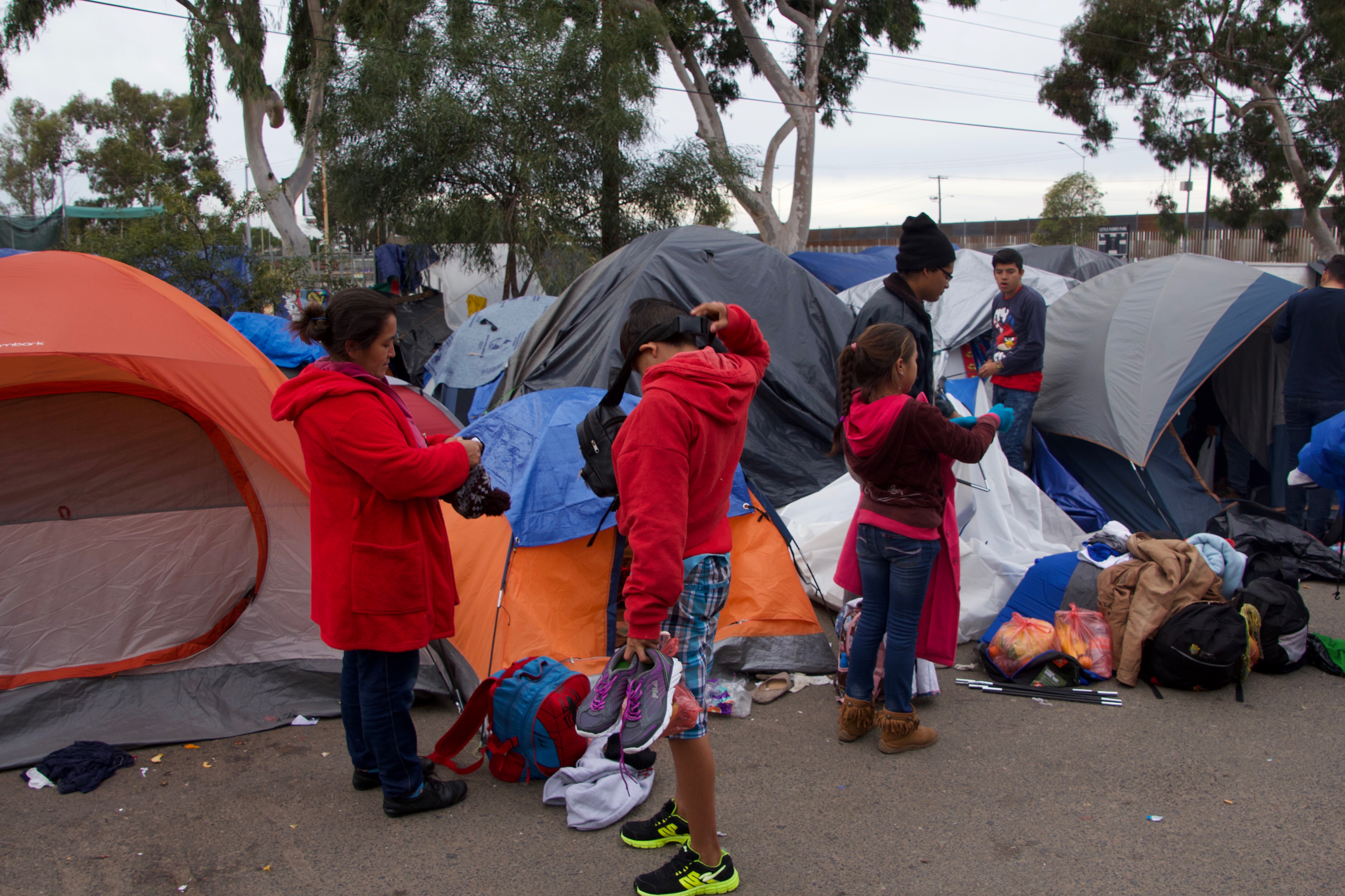 Marisol and her children prepare to leave and cross the border illegally