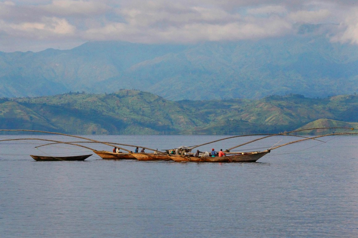 lake kivu lava fishermen