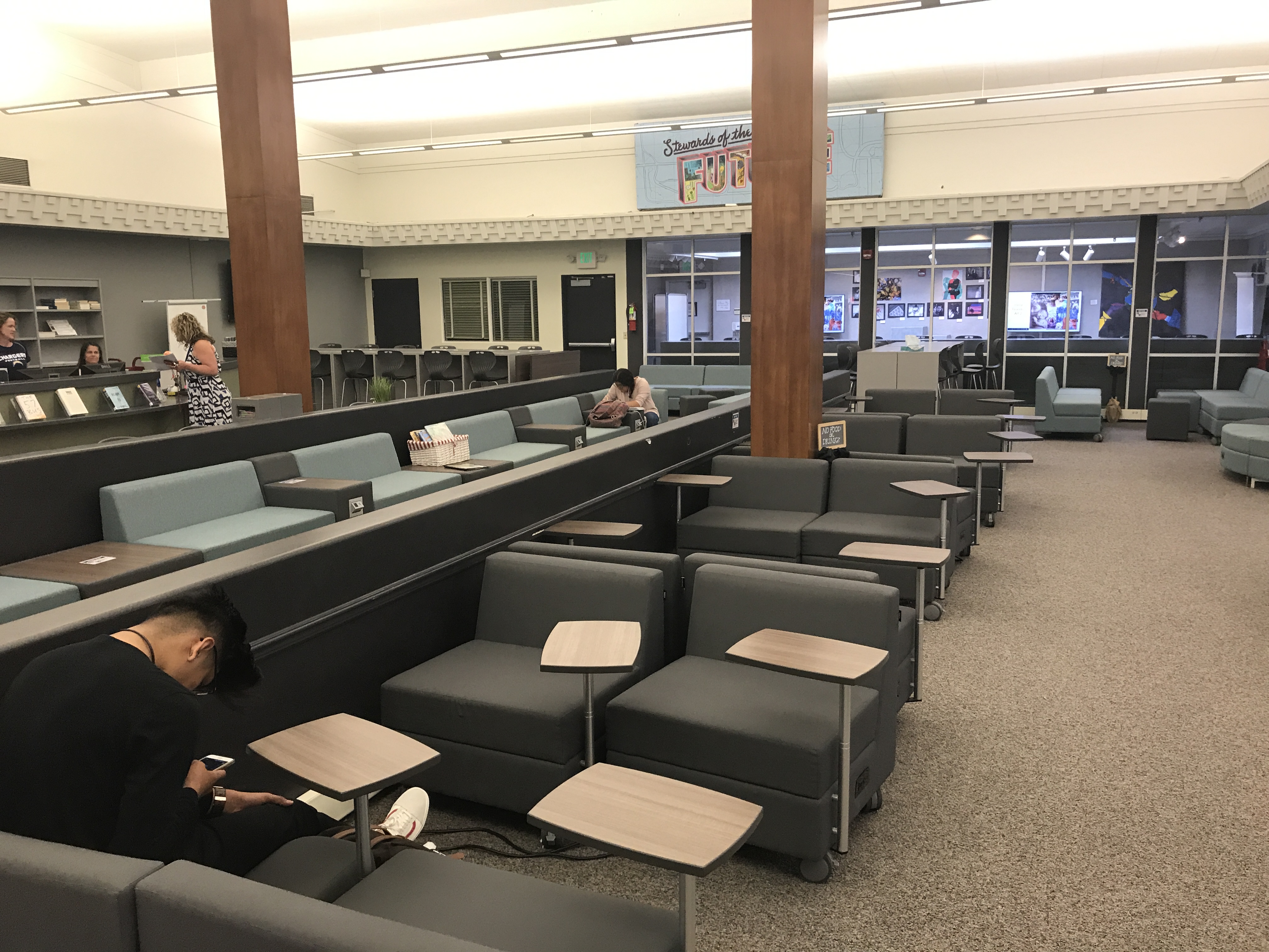 With part of the grant money, Vista turned its library into a learning commons. The space now serves as one of the school's primary gathering spaces, a gallery for student art, and a technological hub.