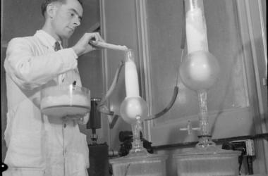 A technician preparing penicillin in 1943.