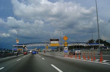 The entrance to Kuala Lumpur's smart tunnel.